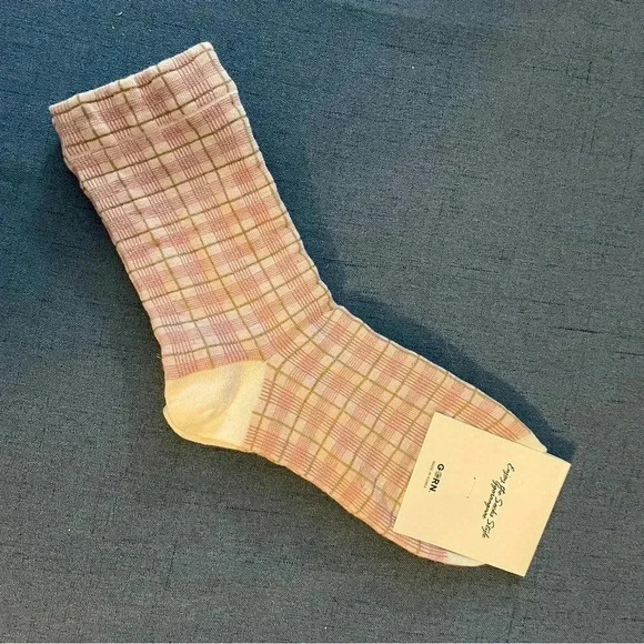 Accessories - Pink Plaid Socks, Women’s OS, NWT